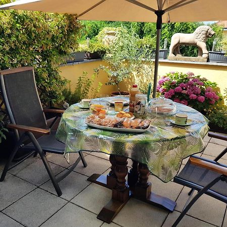 La Stanza Dei Sogni Hotel Салуцо Екстериор снимка